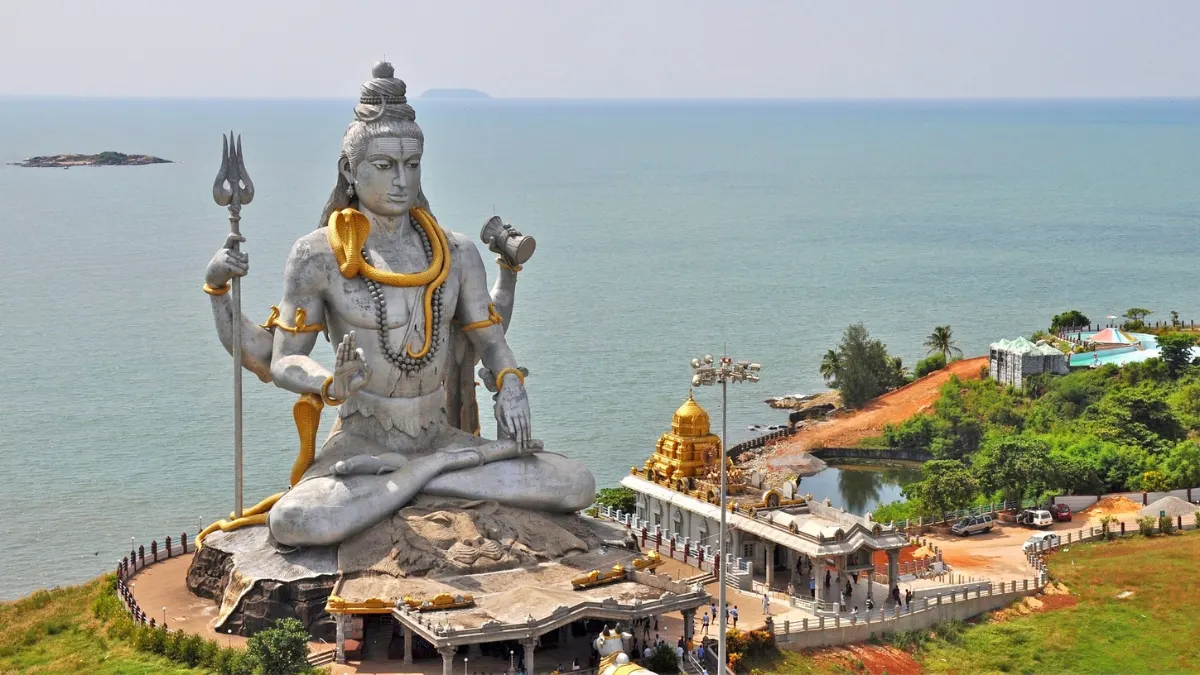 क्यों गाय के कान जैसा दिखता है यह शिवलिंग? जाने पूरी कथा