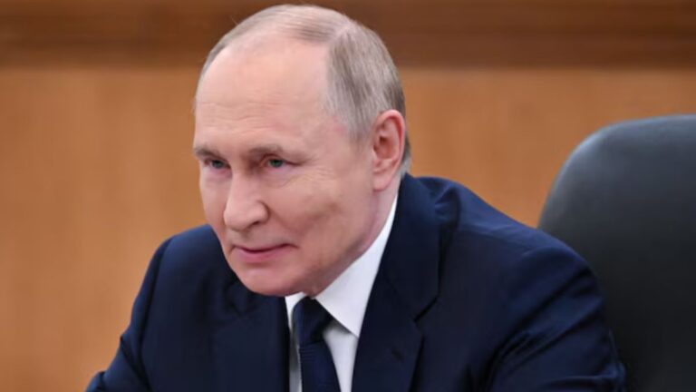 Beijing से Putin का अल्टीमेटम: "बातचीत करो या फिर हथियारों से निपटेंगे"