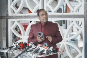 बड़ा आरोप: सोनिया गांधी और तेलंगाना CM रेवंत रेड्डी से डॉ. पॉल ने 15 दिनों में मांगा सार्वजनिक जवाब