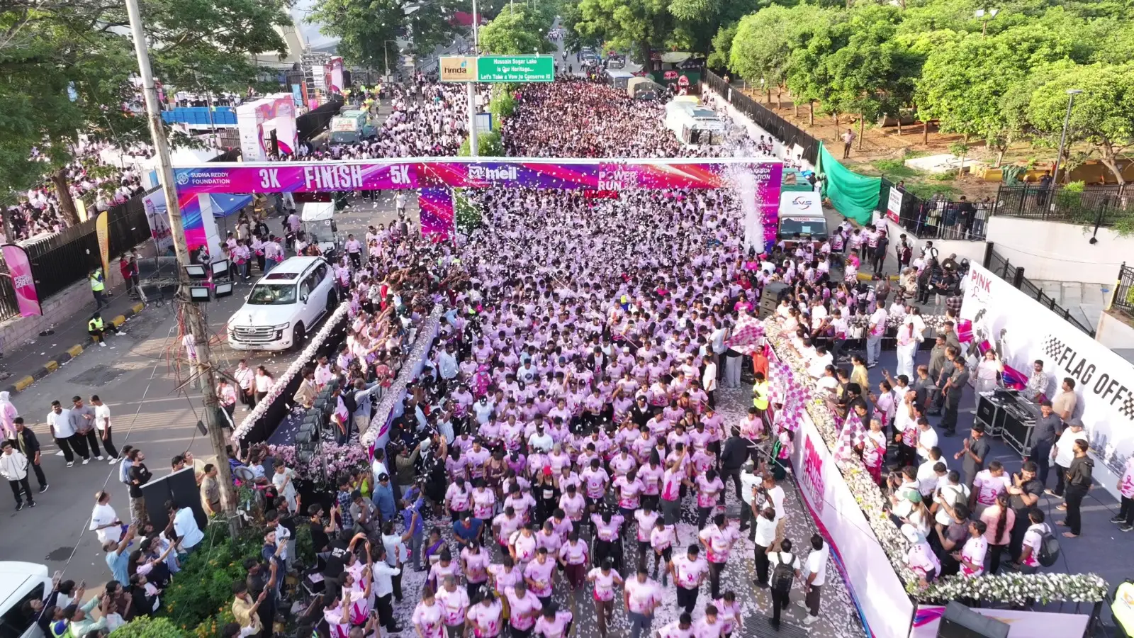 Hyderabad में Pink Power Run 3.0 का आयोजन, 35 हजार लोगों ने दिया ब्रेस्ट कैंसर जागरूकता का संदेश